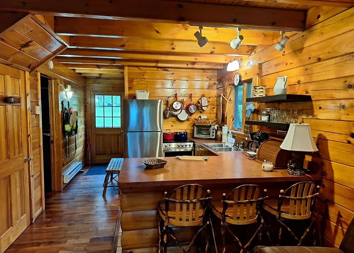 Neshannock Creekside Log Cabin