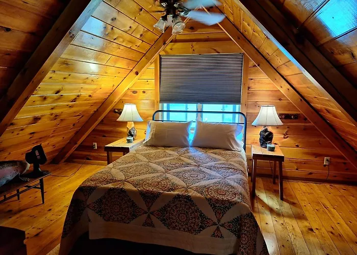 Neshannock Creekside Log Cabin